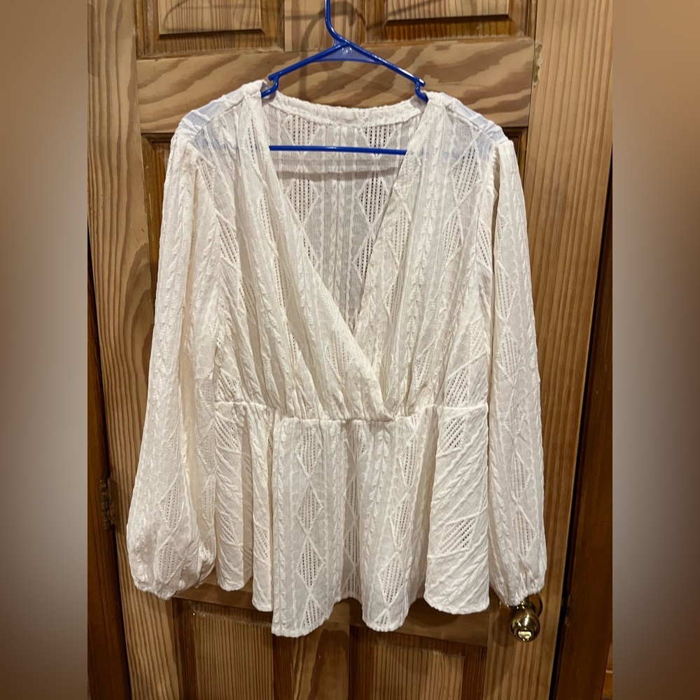 SHEIN White Lace Surplice Peplum Blouse